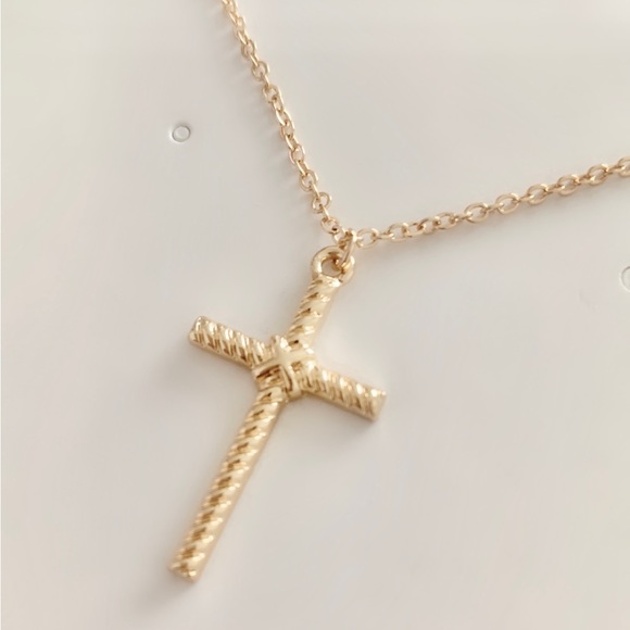Gold Cross Pendant Necklace - Picture 7 of 7